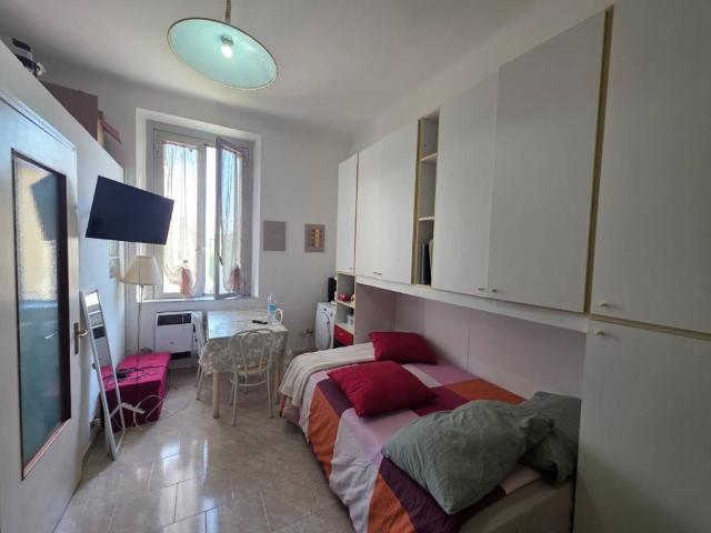 Appartamento in affitto a Municipio 4, Milano
