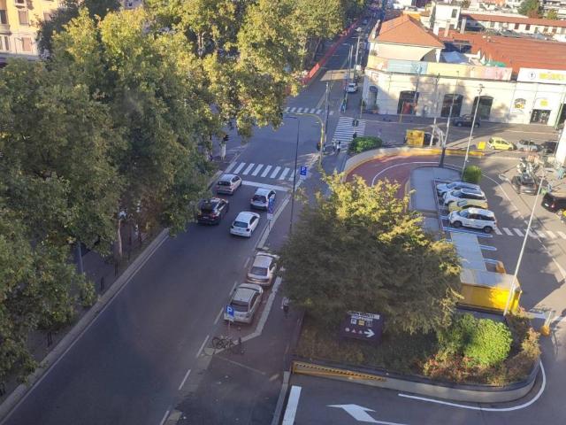 Appartamento in affitto a Municipio 4, Milano