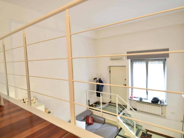 Appartamento in affitto a Municipio 9, Milano