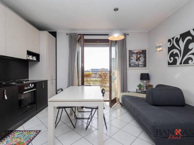 Appartamento in affitto a Municipio 9, Milano