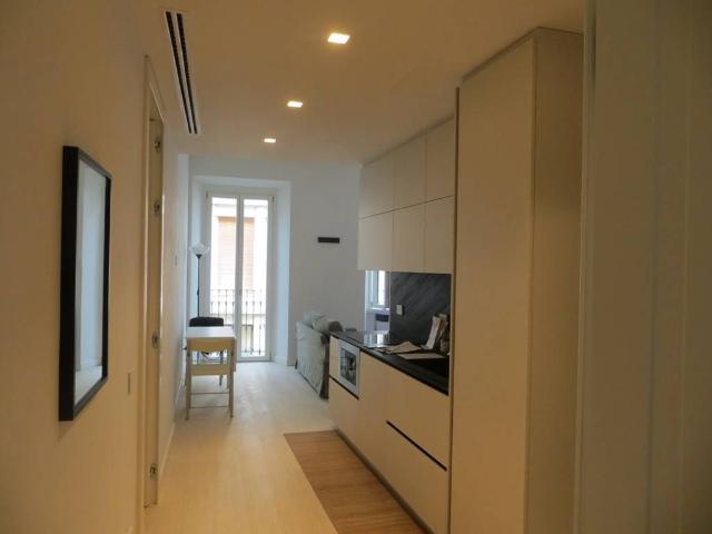 Appartamento in affitto a Duomo, Milano