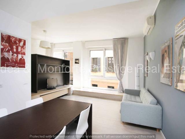 Appartamento in affitto a Centro storico, Milano