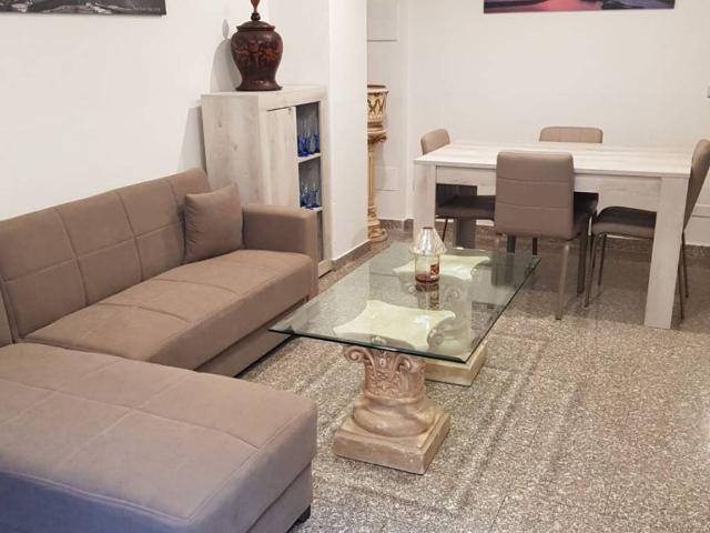 Appartamento in affitto a Municipio 9, Milano