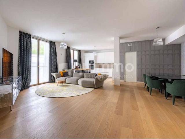 Appartamento in affitto a Centro storico, Milano