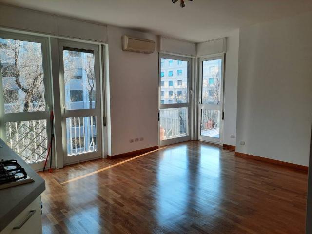 Appartamento in affitto a Tre Torri, Milano