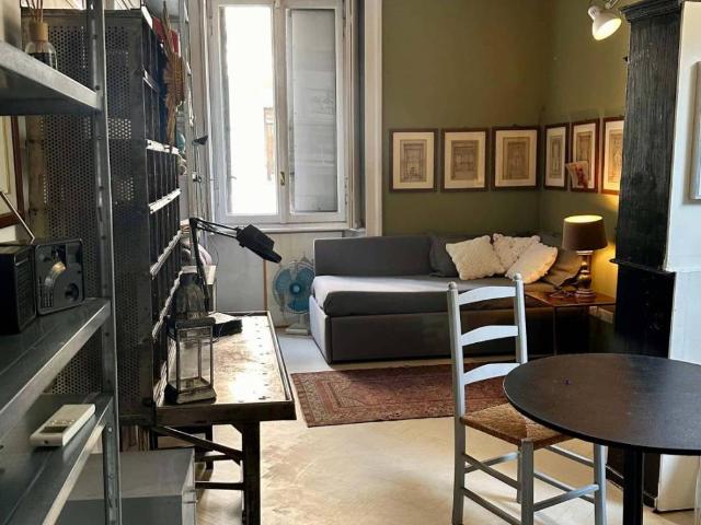 Appartamento in affitto a Centro storico, Milano