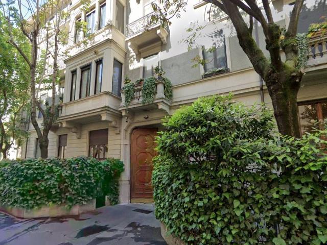 Appartamento in affitto a Centro storico, Milano