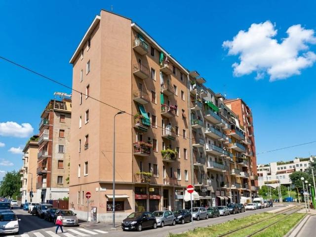 Appartamento in affitto a Municipio 9, Milano