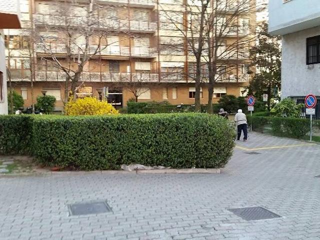 Appartamento in affitto a Municipio 6, Milano