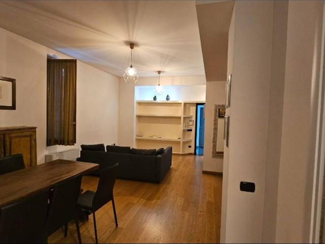 Appartamento in affitto a Municipio 8 di Milano, Milano