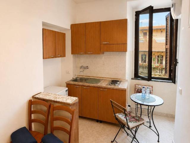 Appartamento in affitto a Municipio 4, Milano