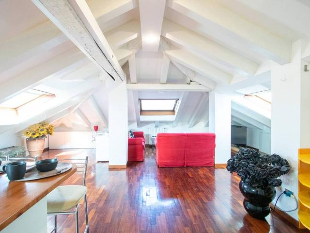 Appartamento in affitto a Municipio 2, Milano