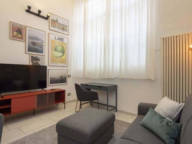 Appartamento in affitto a Municipio 4, Milano