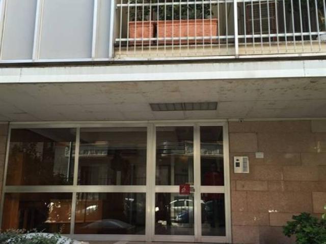 Appartamento in affitto a De Angeli - Monte Rosa, Milano