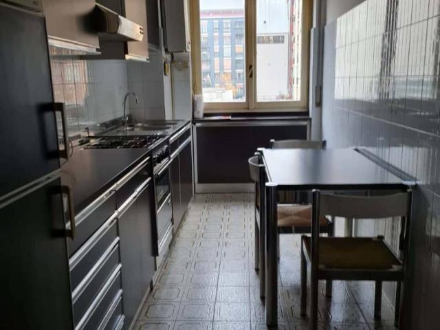 Appartamento in affitto a Municipio 6, Milano