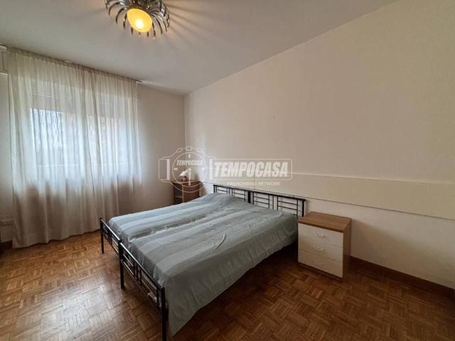 Appartamento in affitto a Municipio 9, Milano