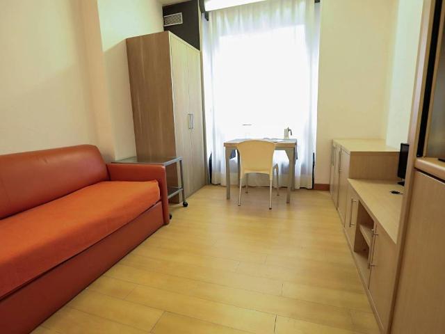 Appartamento in affitto a Municipio 8 di Milano, Milano