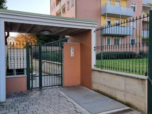 Appartamento in affitto a Municipio 5, Milano