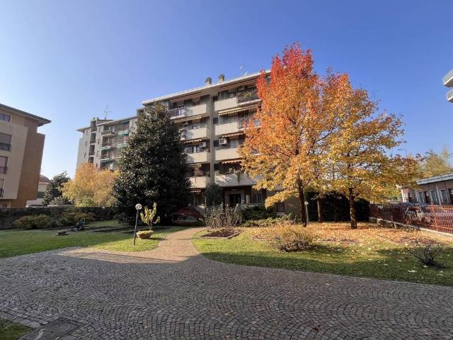 Appartamento in affitto a Viale Monza, Milano