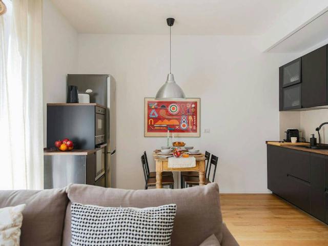 Appartamento in affitto a Municipio 4, Milano