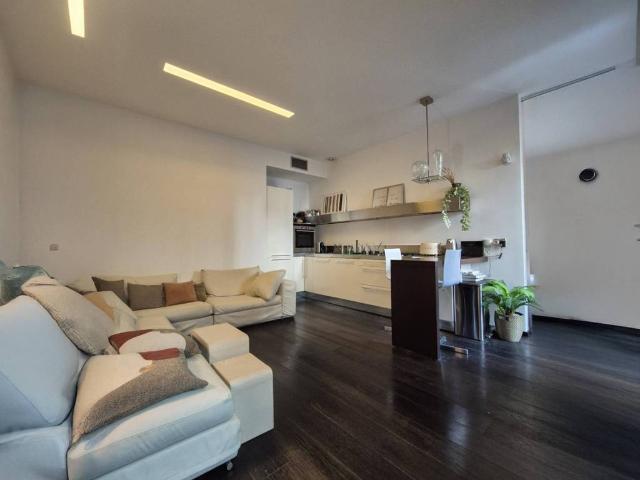 Appartamento in affitto a Brera, Milano