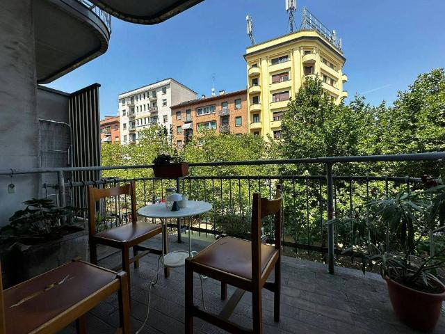Appartamento in affitto a Municipio 4, Milano
