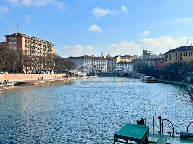 Appartamento in affitto a Municipio 6, Milano