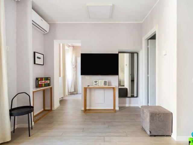 Appartamento in affitto a Municipio 9, Milano