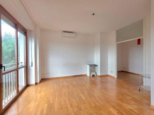 Appartamento in affitto a Municipio 5, Milano