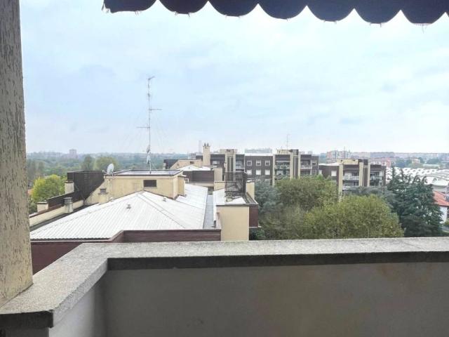 Appartamento in affitto a Forze Armate, Milano