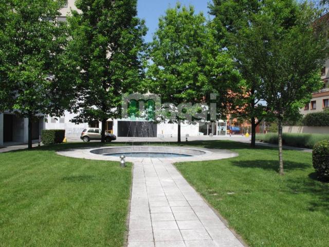 Appartamento in affitto a Municipio 9, Milano