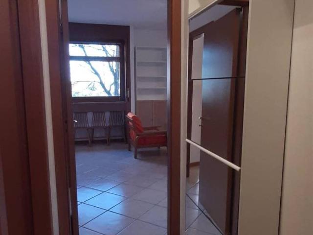 Appartamento in affitto a Municipio 9, Milano