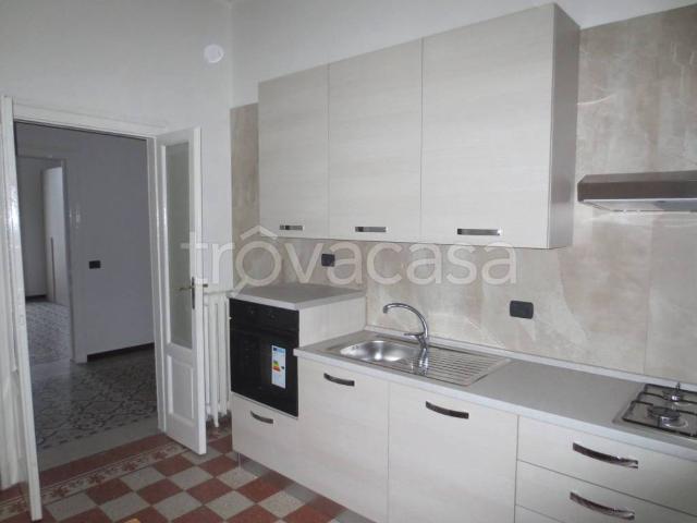 Appartamento in affitto a Tresinaro - Secchia, Re