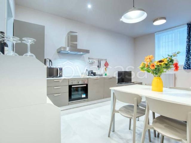 Appartamento in affitto a Municipio 9, Milano