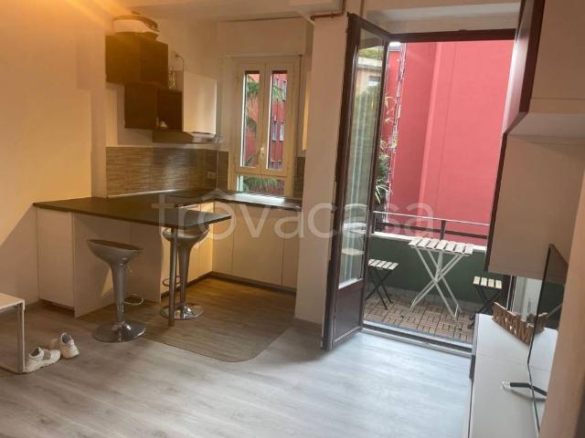 Appartamento in affitto a Municipio 8 di Milano, Milano