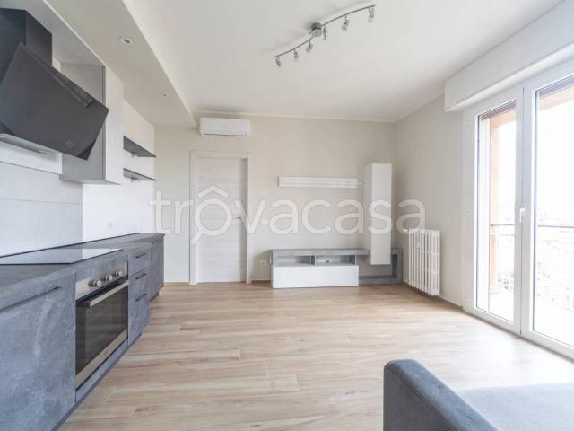 Appartamento in affitto a Morivione, Milano