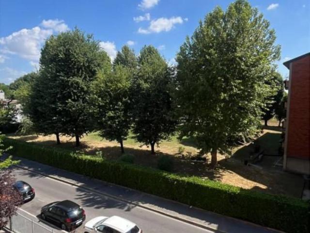 Appartamento in affitto a Municipio 9, Milano