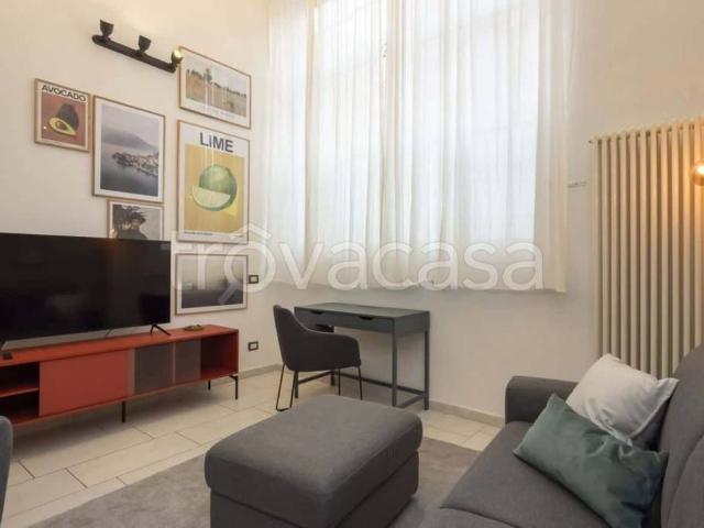 Appartamento in affitto a Municipio 4, Milano