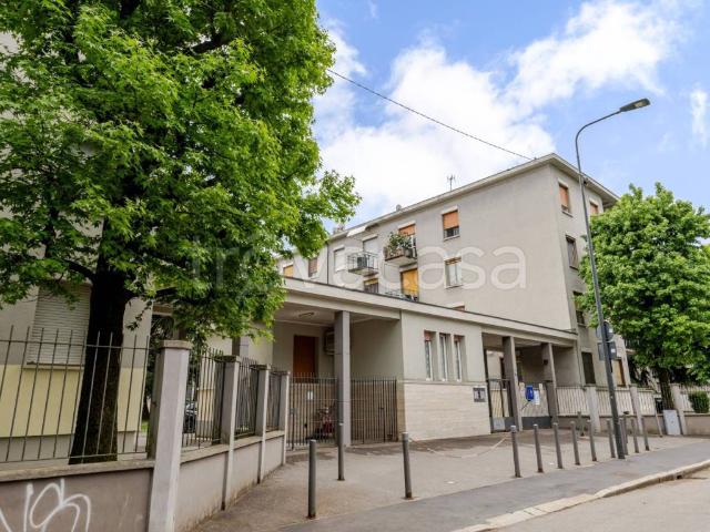 Appartamento in affitto a Municipio 9, Milano