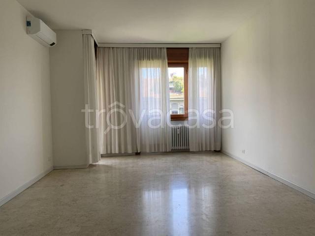 Appartamento in affitto a Municipio 3, Milano