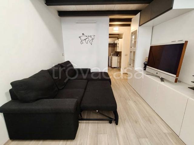 Appartamento in affitto a Municipio 5, Milano
