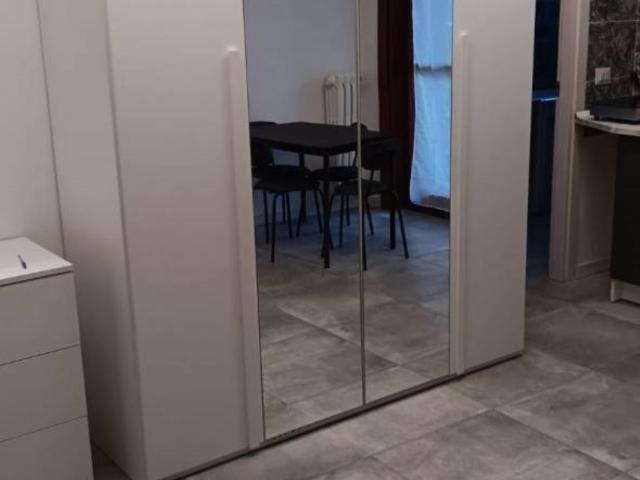 Appartamento in affitto a Municipio 8 di Milano, Milano