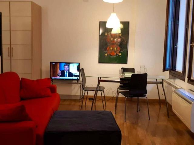 Appartamento in affitto a Municipio 8 di Milano, Milano