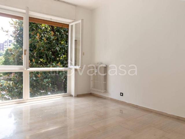 Appartamento in affitto a Municipio 7, Milano