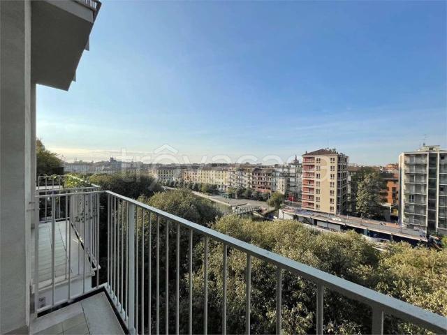 Appartamento in affitto a Centro storico, Milano