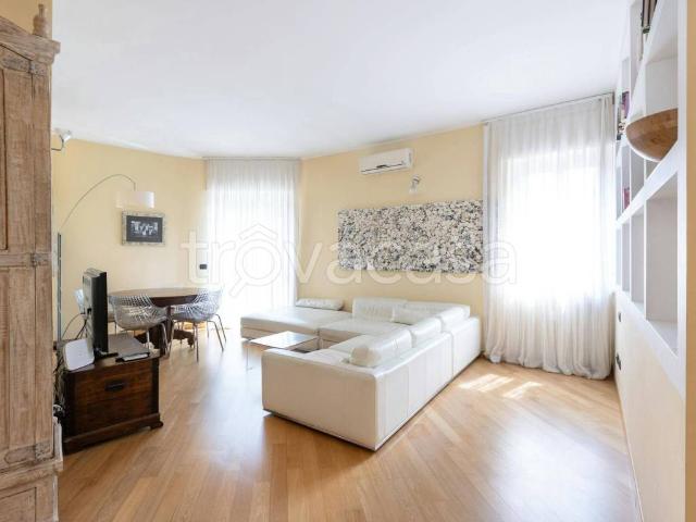 Appartamento in affitto a Campello Sul Clitunno, Umbria