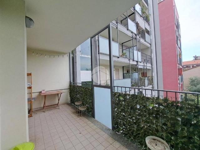 Appartamento in affitto a Municipio 9, Milano