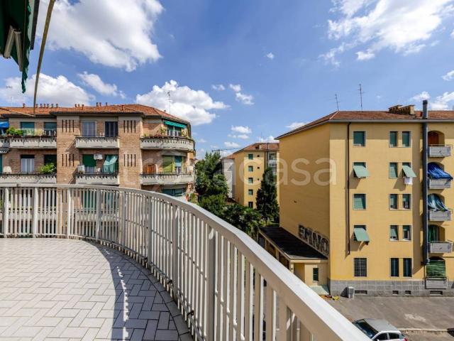 Appartamento in affitto a Municipio 7, Milano