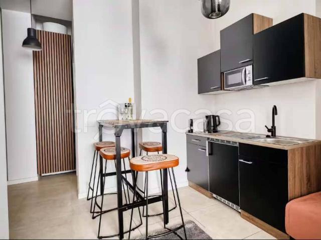 Monolocale in affitto a Centro storico, Milano