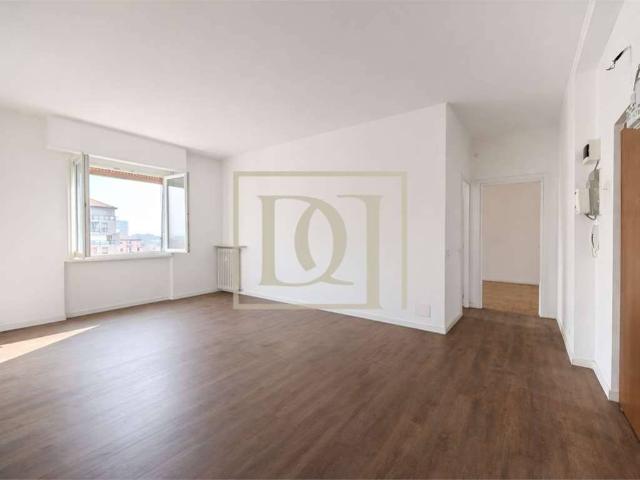 Appartamento in affitto a Municipio 9, Milano